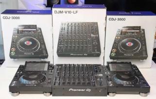 Pioneer OPUS-QUAD, Pioneer XDJ-RX3, Pioneer XDJ-XZ